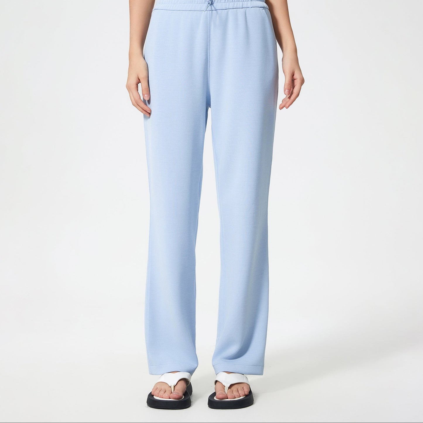 Women’s Relaxed Straight Leg Pants